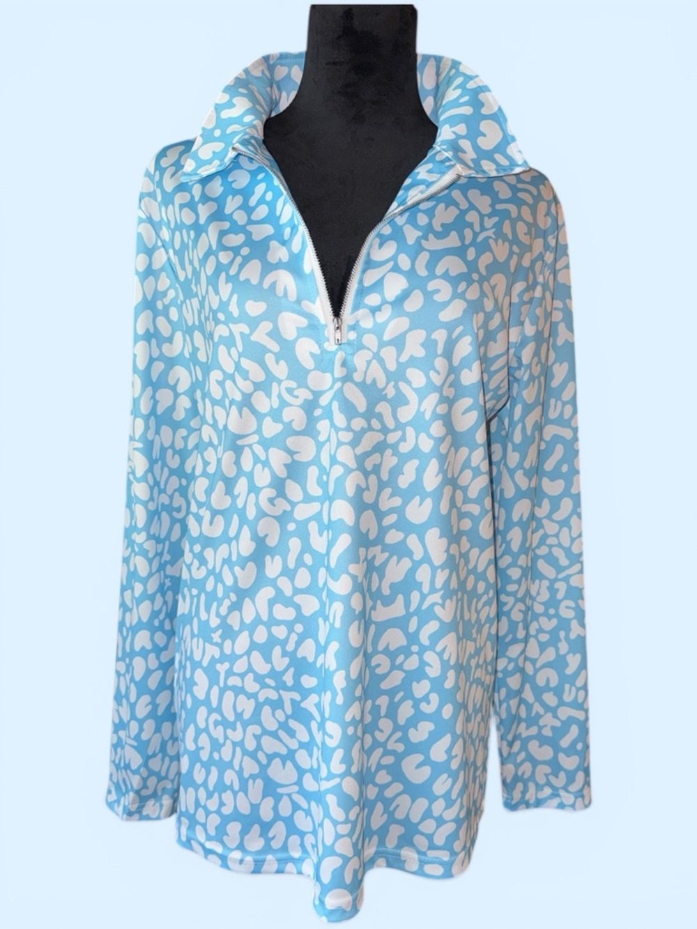 Light Blue & White Leopard Print 3/4 Zip Pullover, Size XL, NWOT